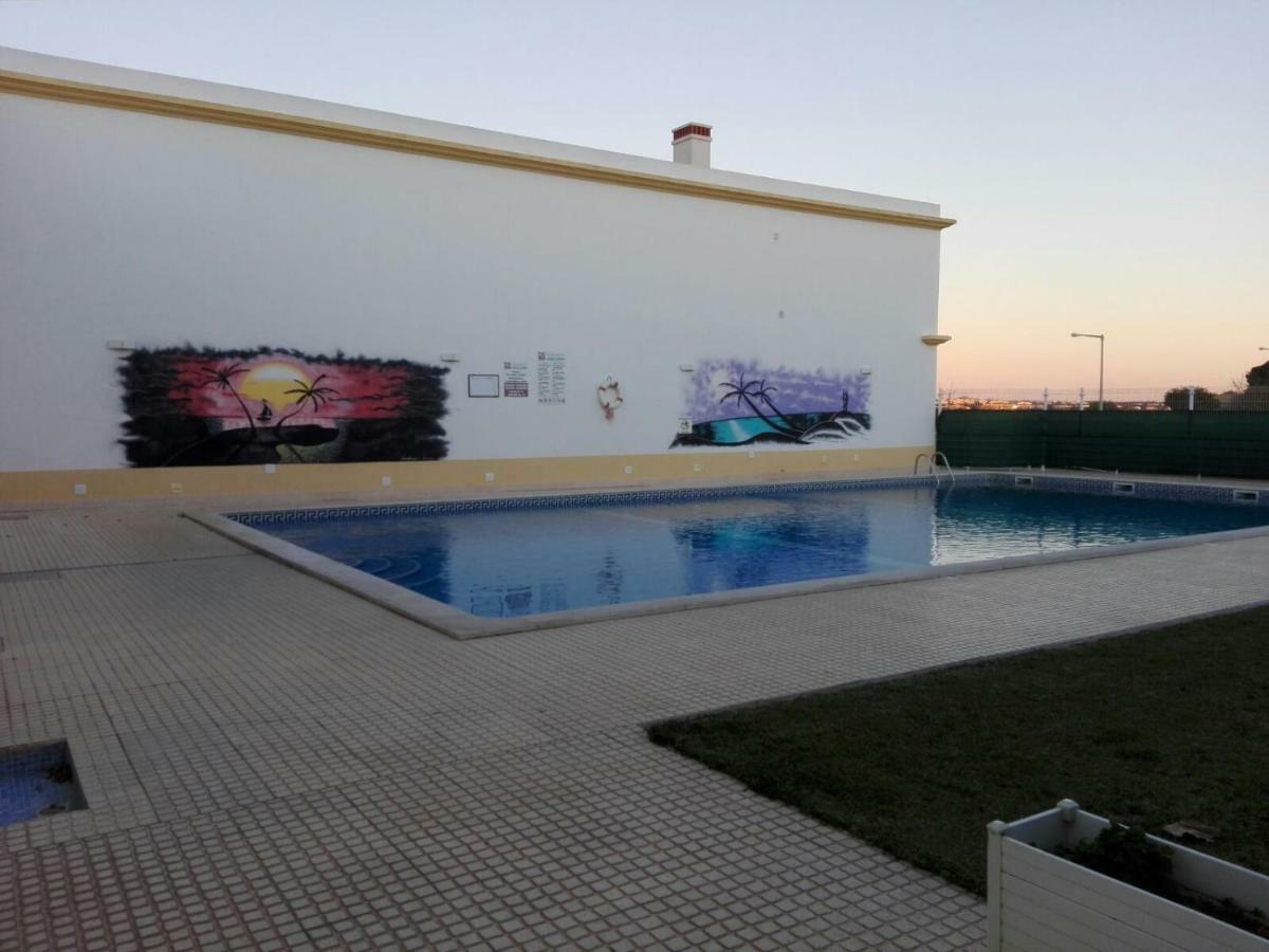 Ap Roberand Apartment *